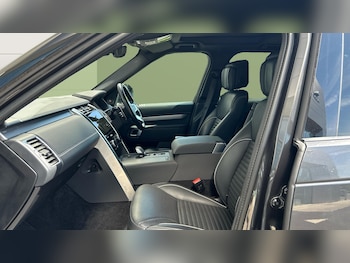 Used Land Rover Discovery 2022 for sale - 78627971: Photo