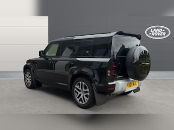 Used Land Rover Defender 2024 for sale - 79855650: Photo