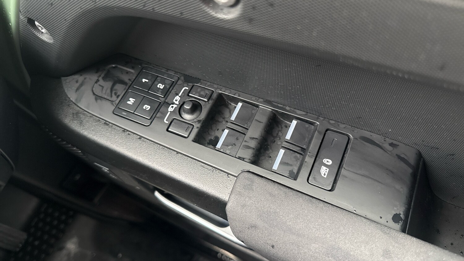 Used Land Rover Defender 2023 for sale - 76808033: Photo 42