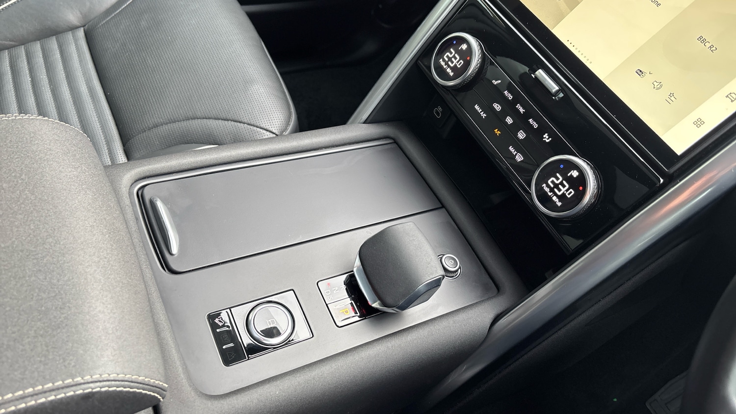 Used Land Rover Discovery 2024 for sale - 77007987: Photo 13