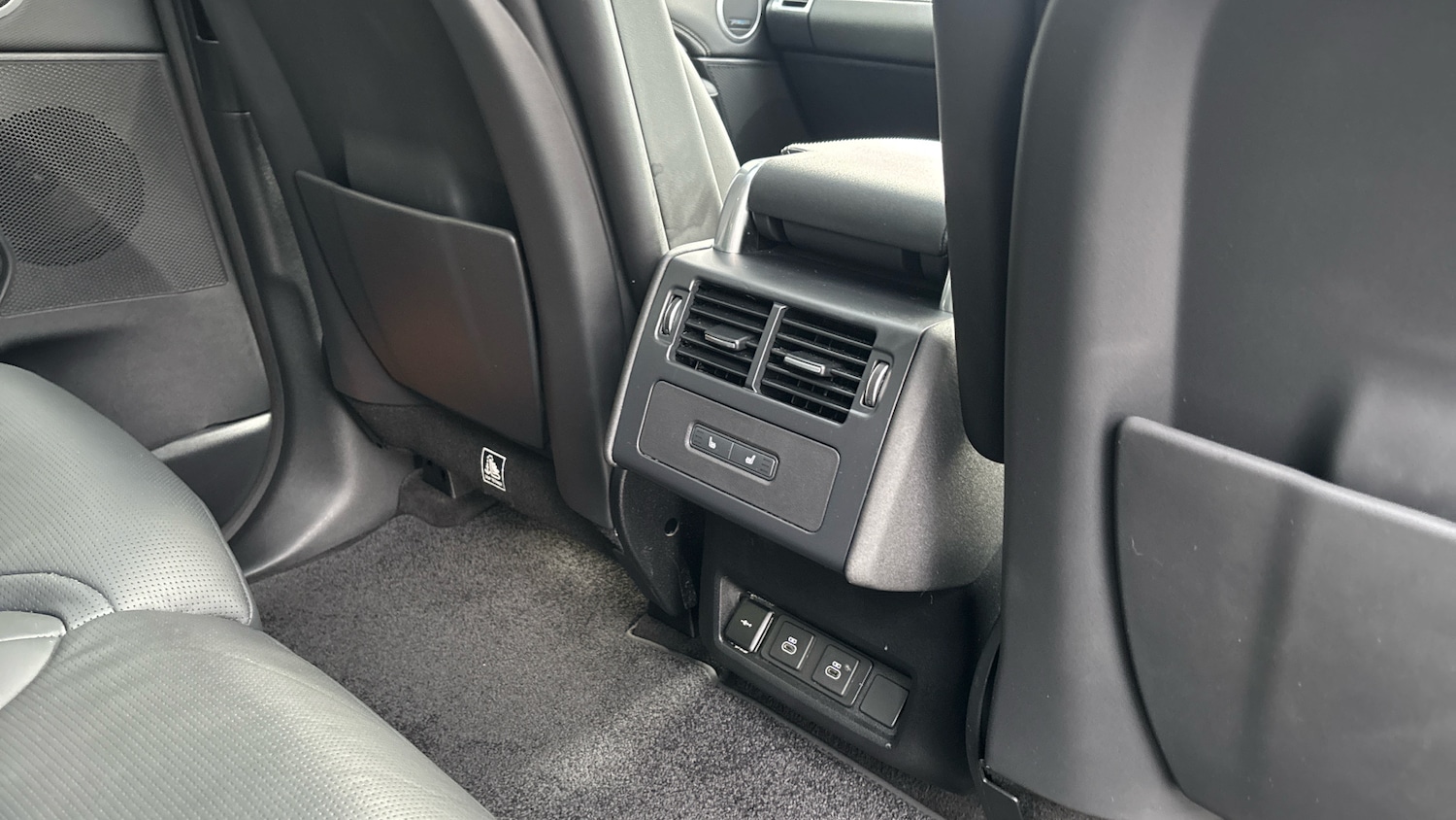 Used Land Rover Discovery 2024 for sale - 77007987: Photo 18