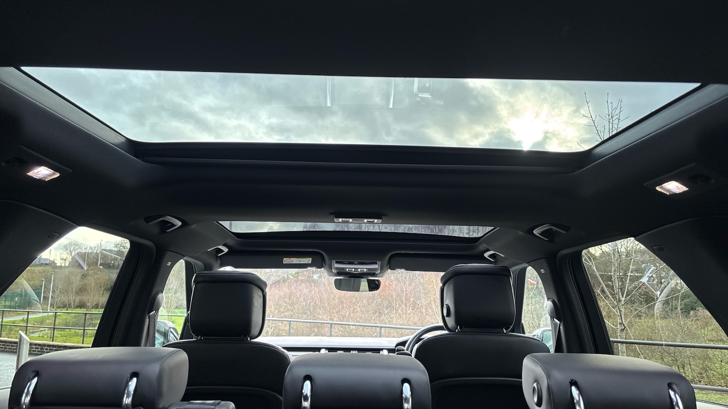 Used Land Rover Discovery 2024 for sale - 77007987: Photo 28