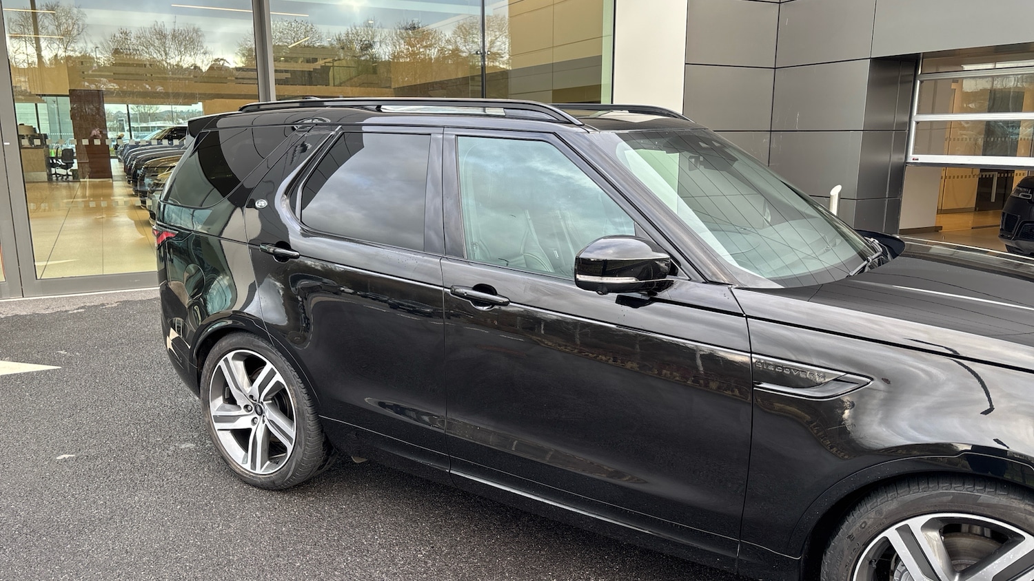 Used Land Rover Discovery 2024 for sale - 77007987: Photo 33