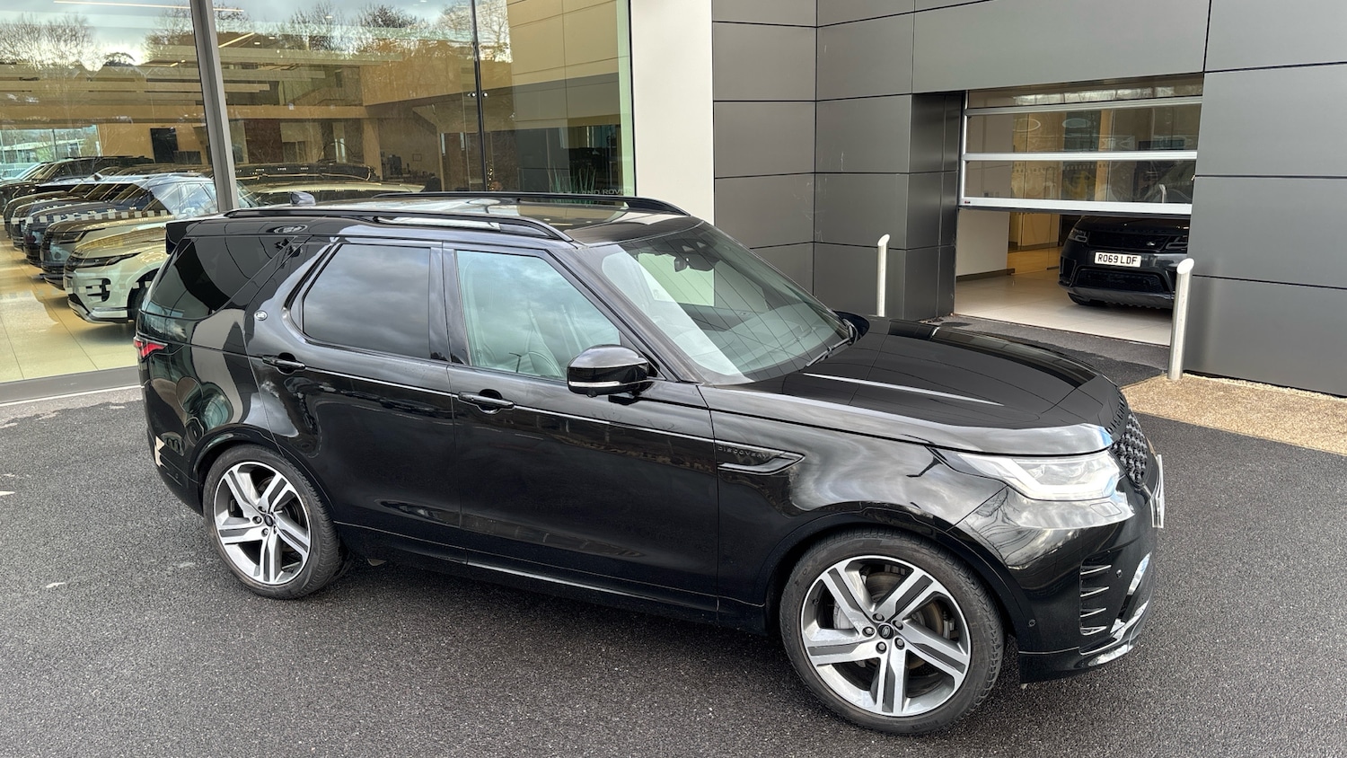 Used Land Rover Discovery 2024 for sale - 77007987: Photo 36