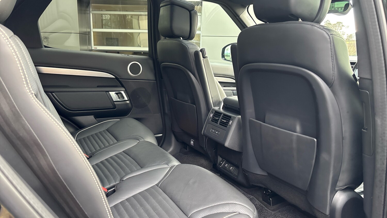 Used Land Rover Discovery 2024 for sale - 77007987: Photo 43