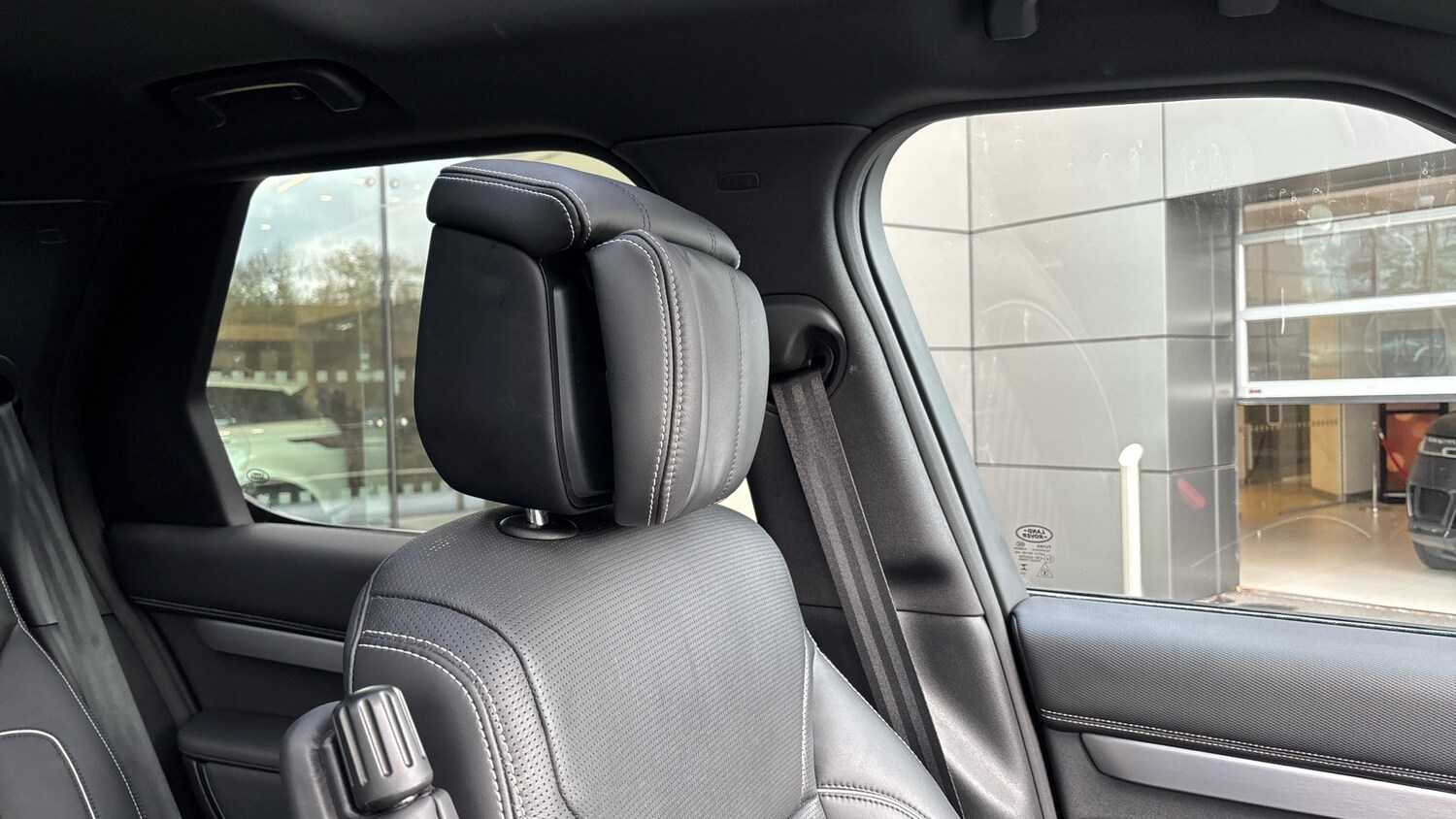 Used Land Rover Discovery 2024 for sale - 77007987: Photo 59