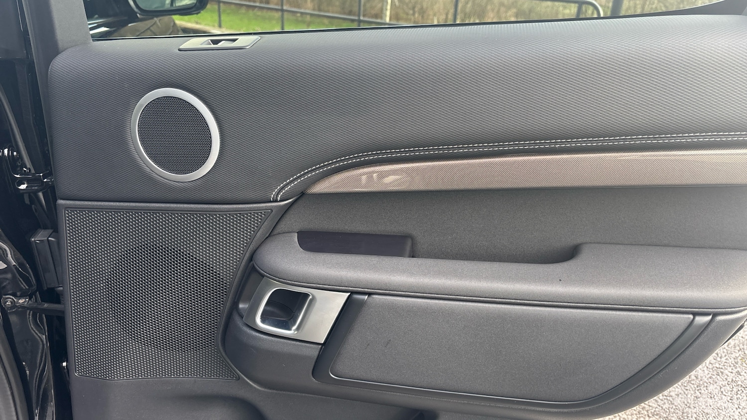 Used Land Rover Discovery 2023 for sale - 77763346: Photo 33