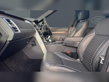 Used Land Rover Discovery 2023 for sale - 77763346: Photo