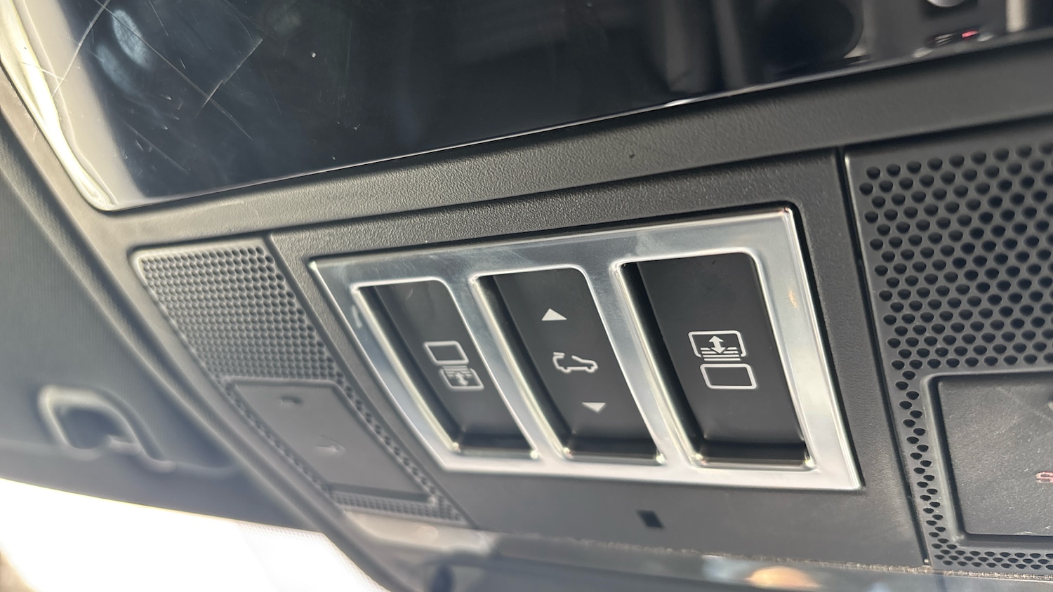 Used Land Rover Discovery 2023 for sale - 77763346: Photo 40