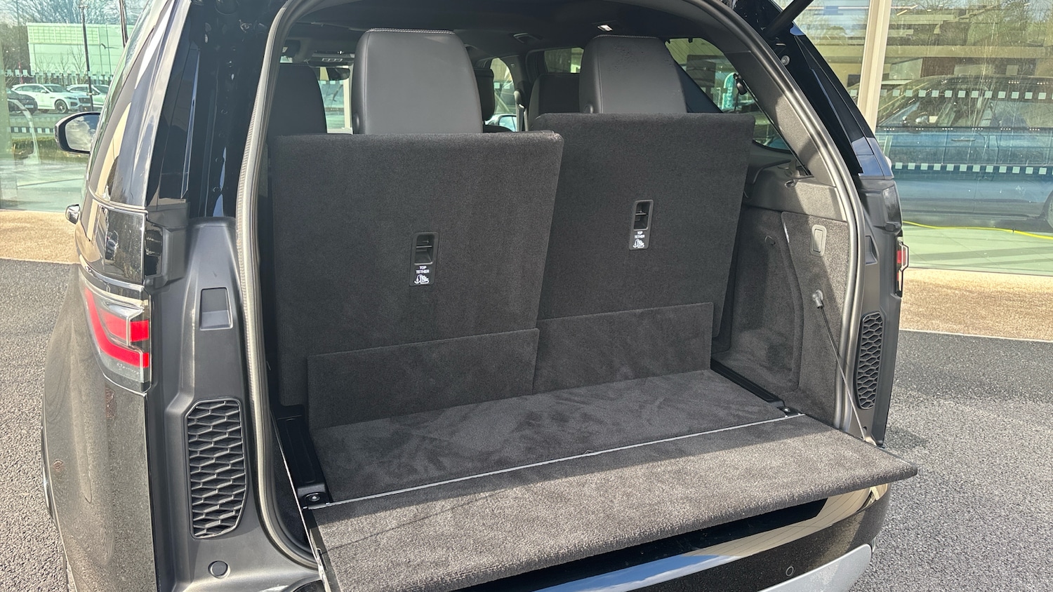 Used Land Rover Discovery 2023 for sale - 77763346: Photo 47