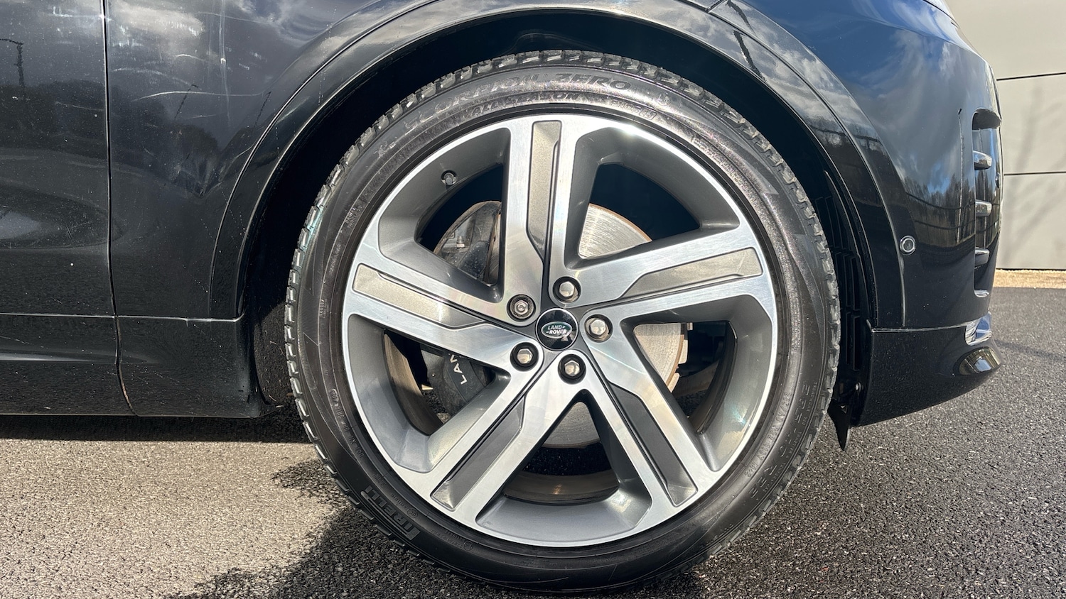 Used Land Rover Discovery 2023 for sale - 77763346: Photo 8