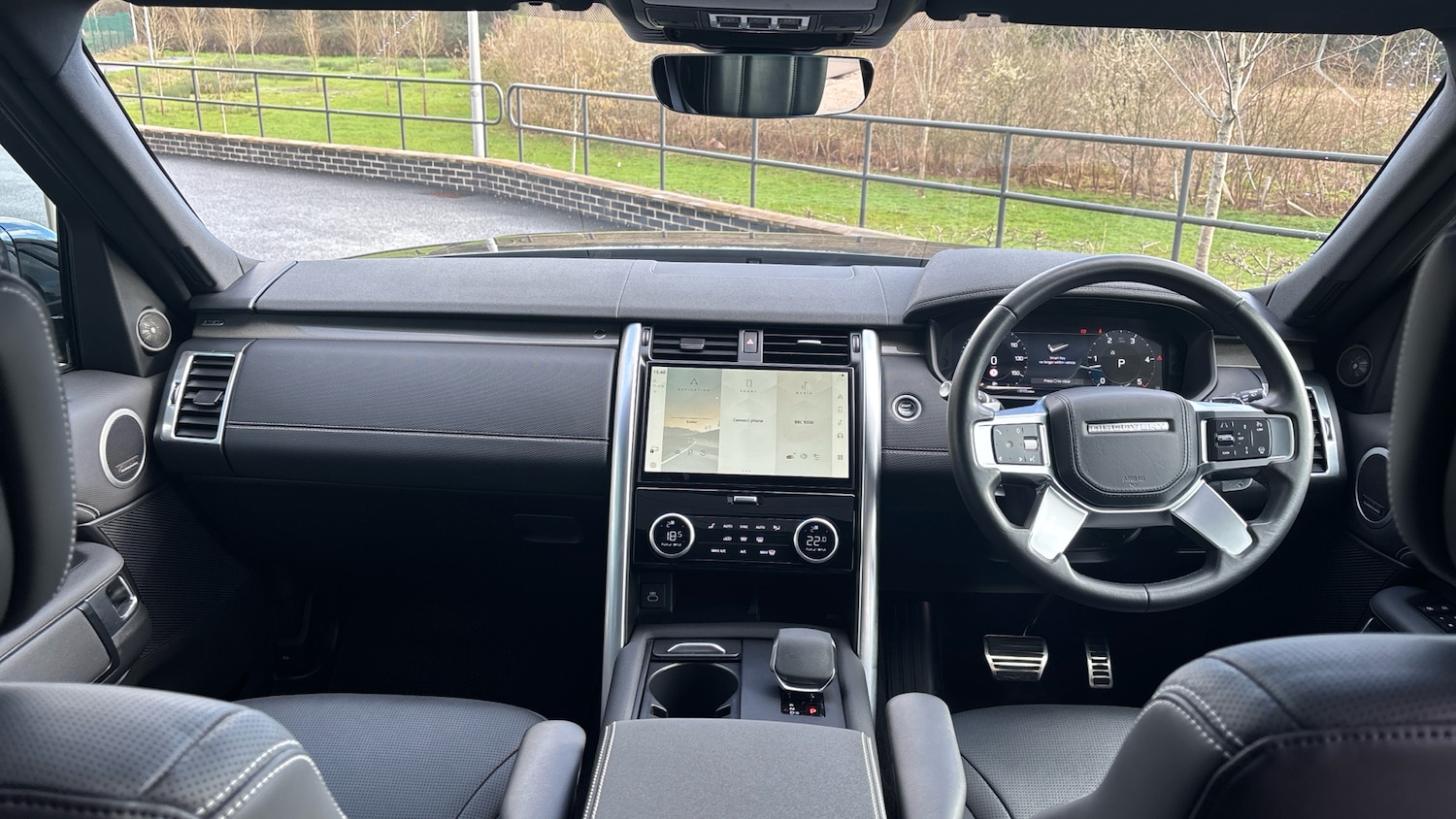 Used Land Rover Discovery 2023 for sale - 77763346: Photo 9