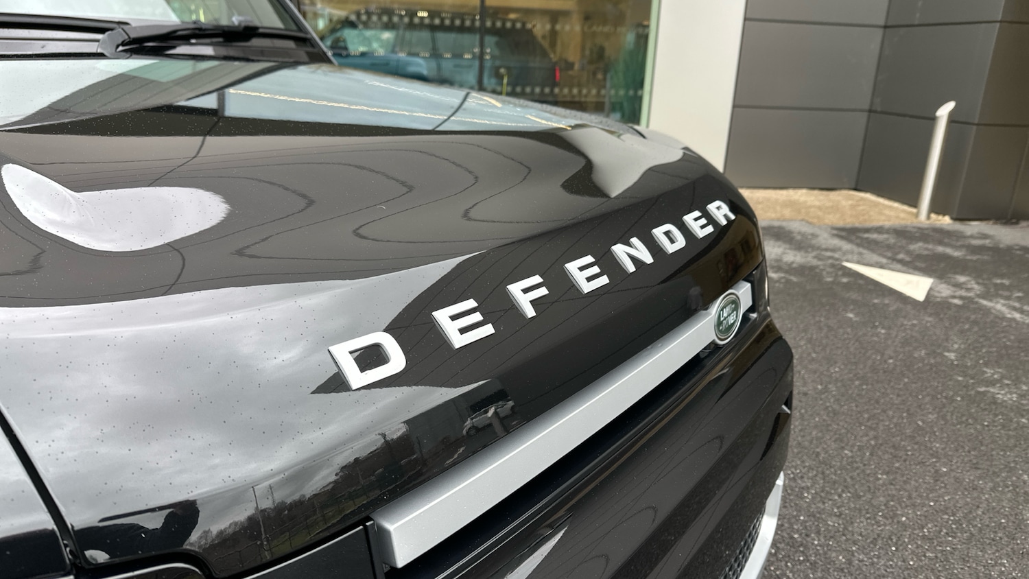 Used Land Rover Defender 2024 for sale - 77271260: Photo 23