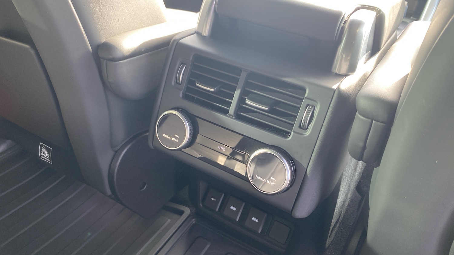 Used Land Rover Discovery 2023 for sale - 77567625: Photo 18