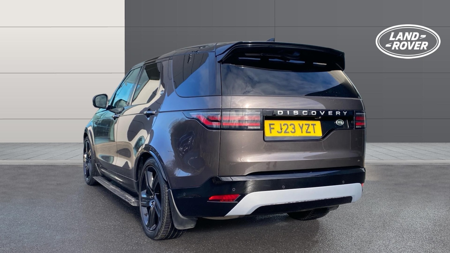 Used Land Rover Discovery 2023 for sale - 77567625: Photo 2