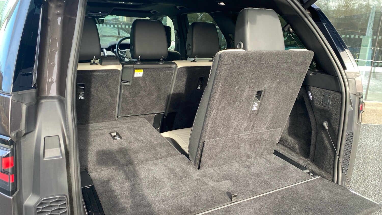 Used Land Rover Discovery 2023 for sale - 77567625: Photo 44