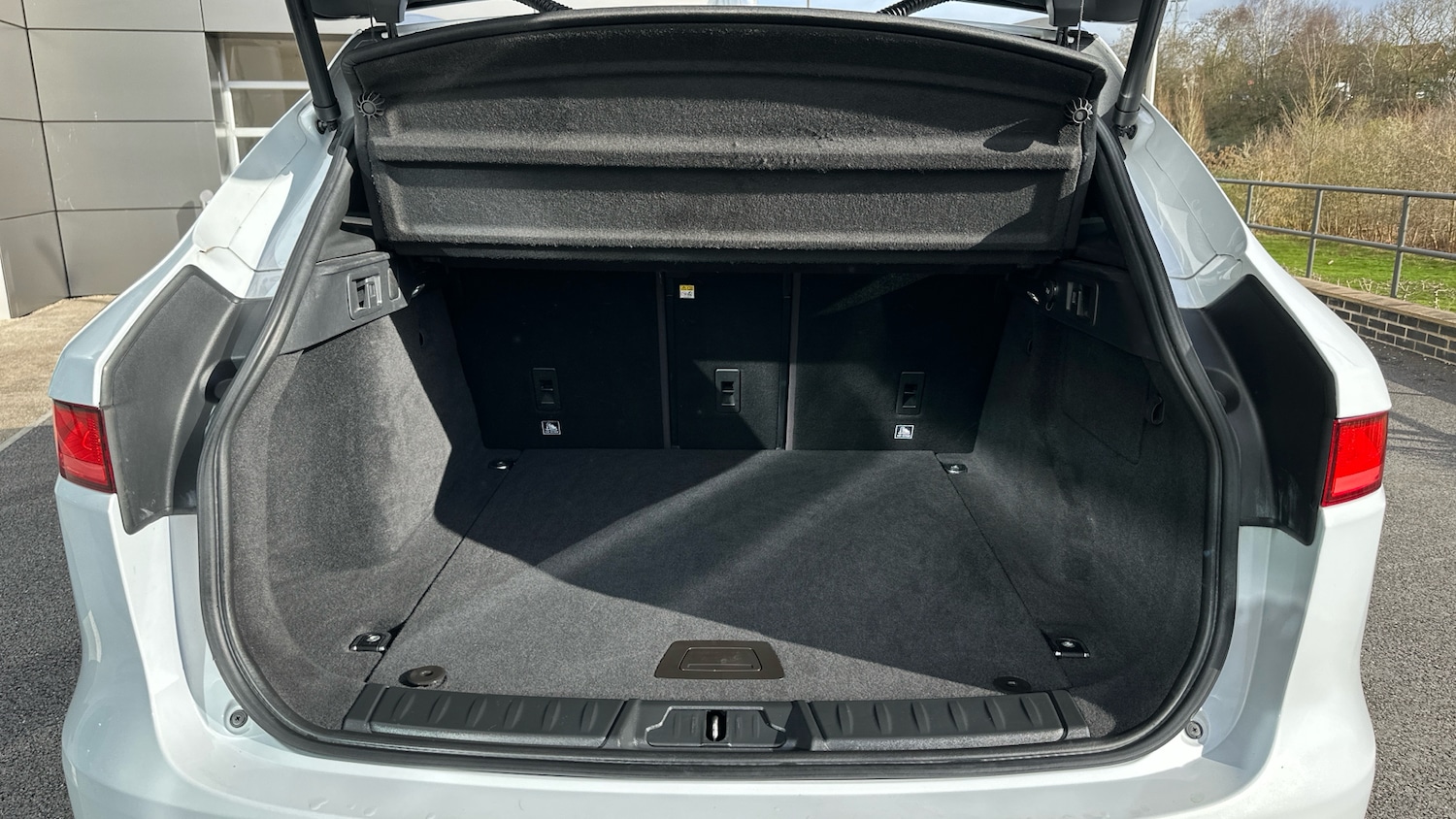 Used Jaguar F-Pace 2017 for sale - 77729704: Photo 10