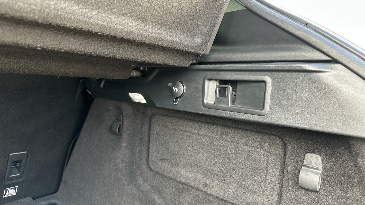 Used Jaguar F-Pace 2017 for sale - 77729704: Photo 31