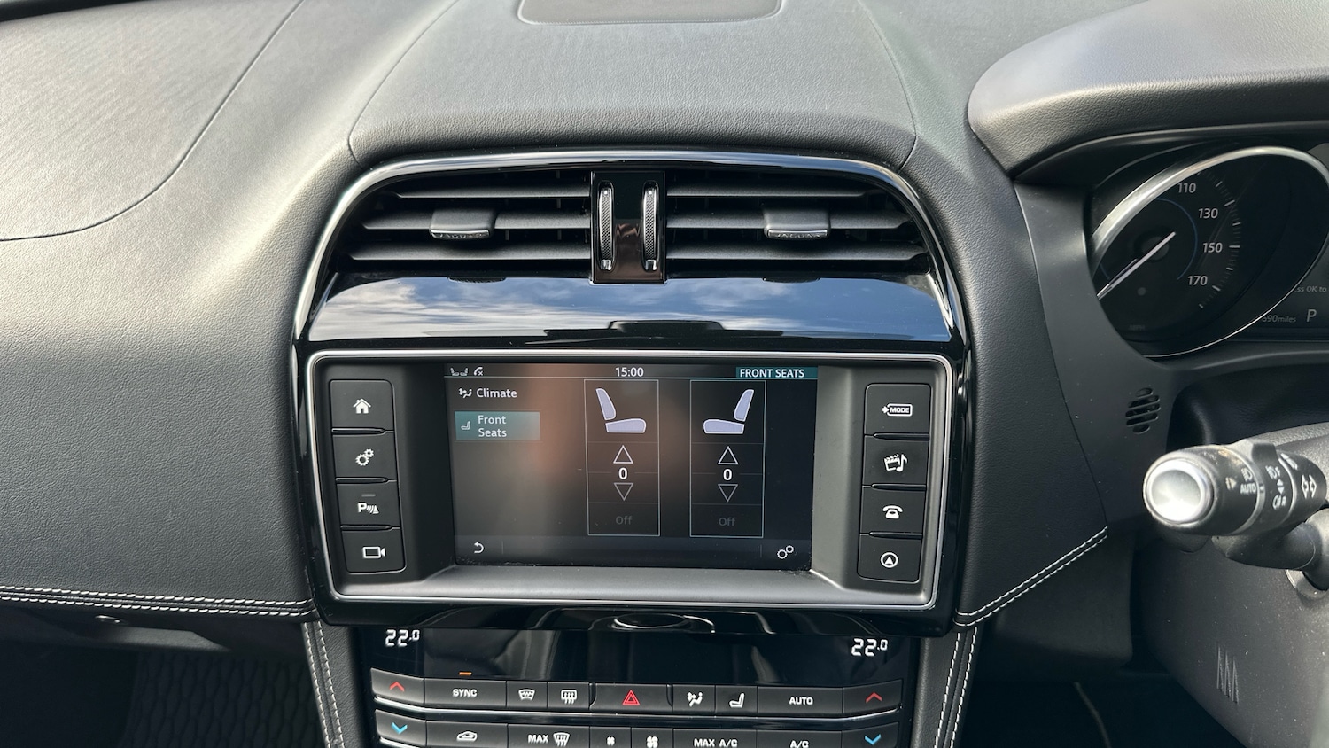 Used Jaguar F-Pace 2017 for sale - 77729704: Photo 39