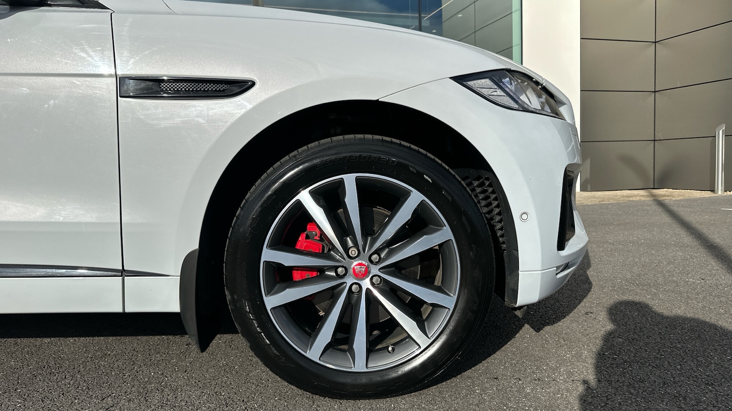 Used Jaguar F-Pace 2017 for sale - 77729704: Photo 8