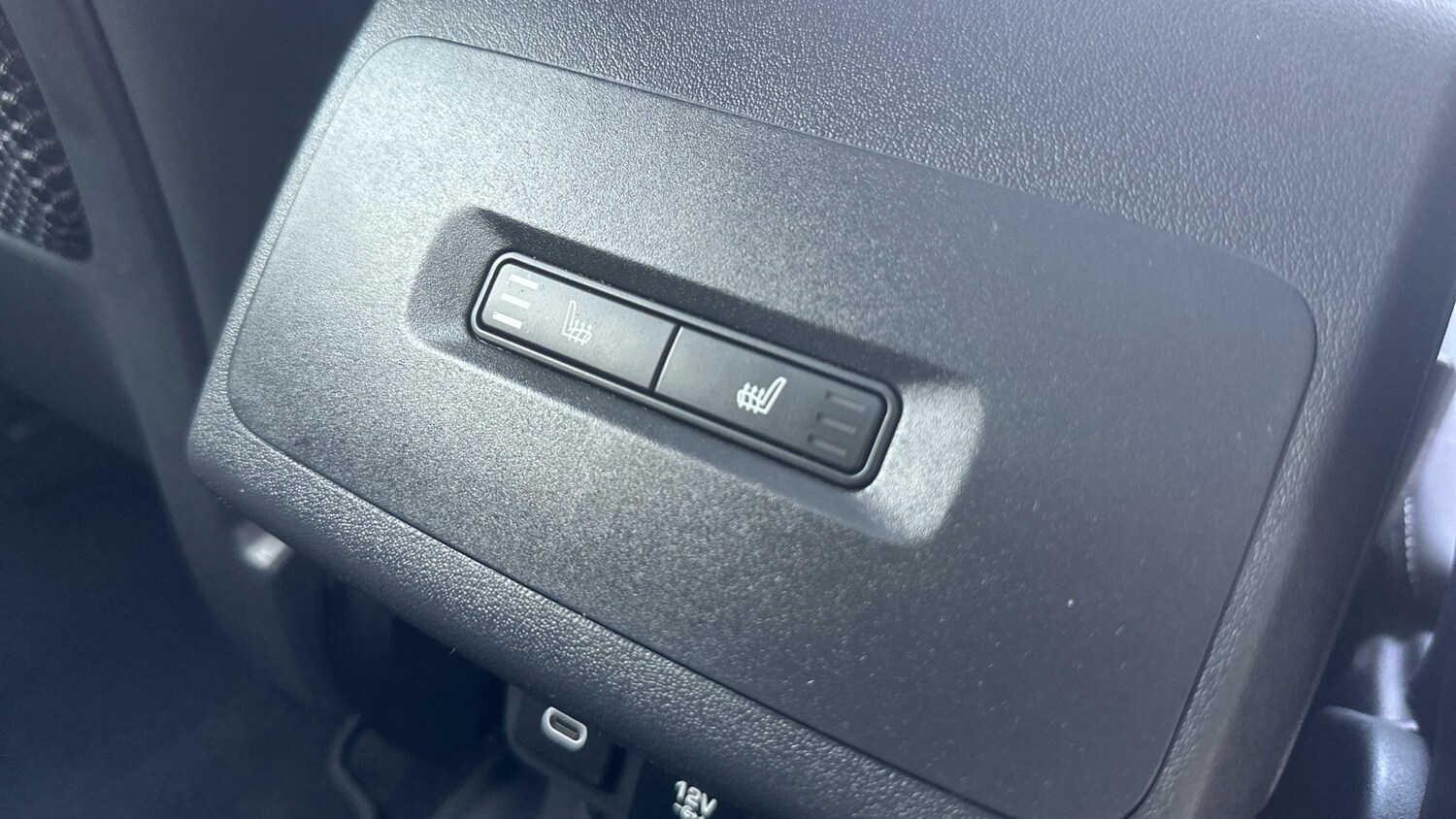 Vehicle 33