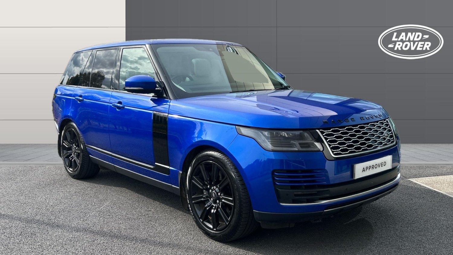 Used Land Rover Range Rover 2018 for sale - 76673101: Photo 1