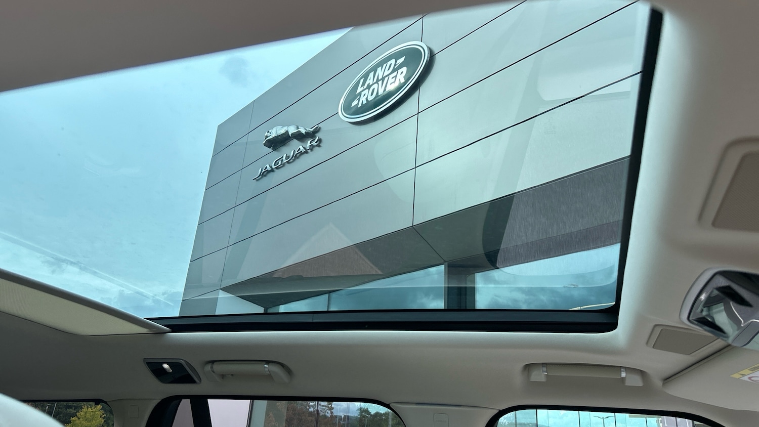 Used Land Rover Range Rover 2018 for sale - 76673101: Photo 46