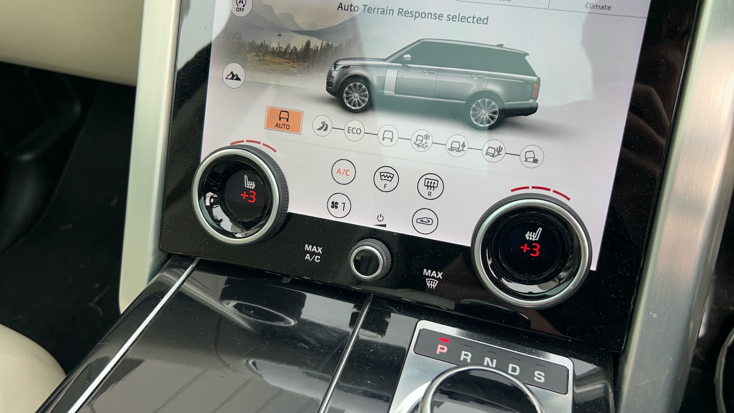 Used Land Rover Range Rover 2018 for sale - 76673101: Photo 51