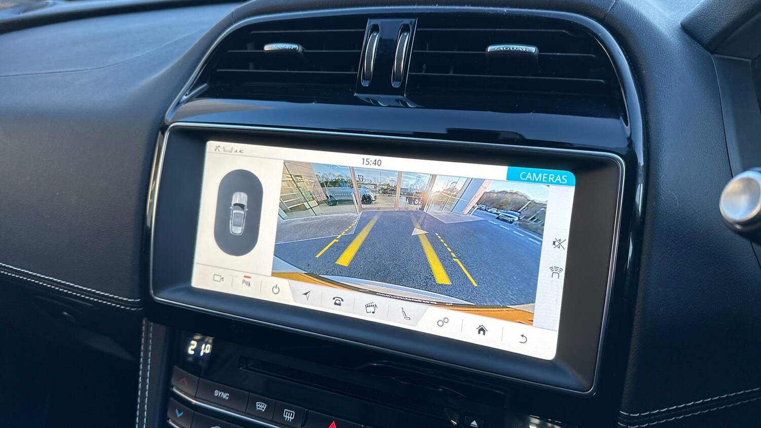 Used Jaguar F-Pace 2019 for sale - 76835336: Photo 12