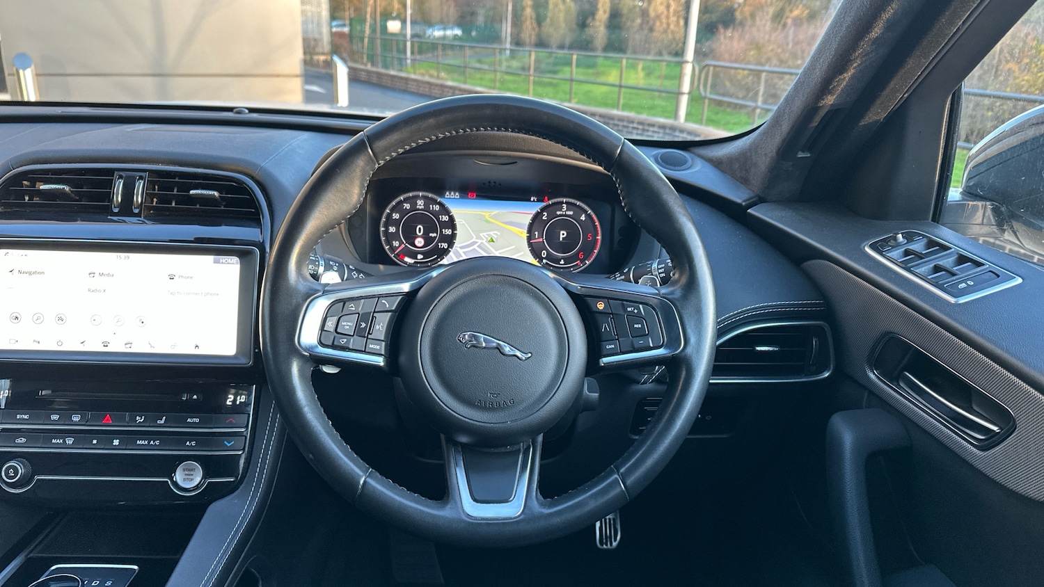 Used Jaguar F-Pace 2019 for sale - 76835336: Photo 15