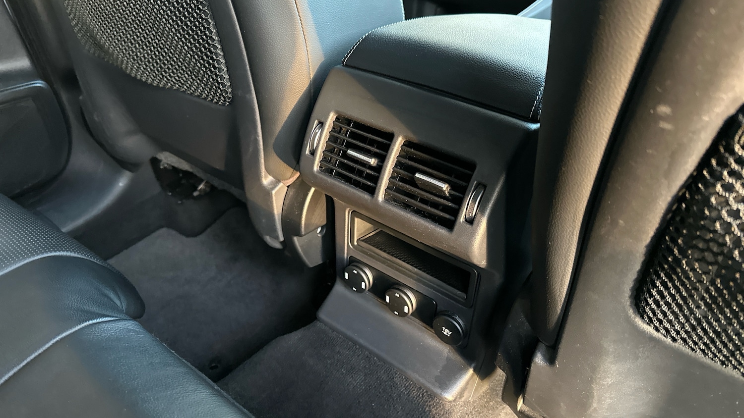 Used Jaguar F-Pace 2019 for sale - 76835336: Photo 18