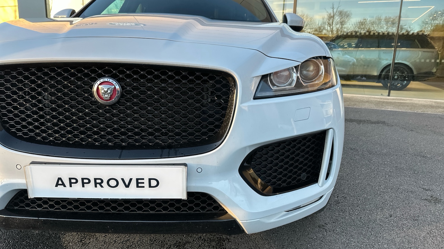 Used Jaguar F-Pace 2019 for sale - 76835336: Photo 21