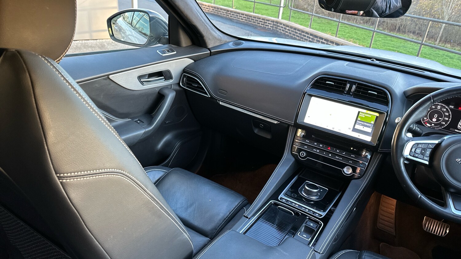 Used Jaguar F-Pace 2019 for sale - 76835336: Photo 38