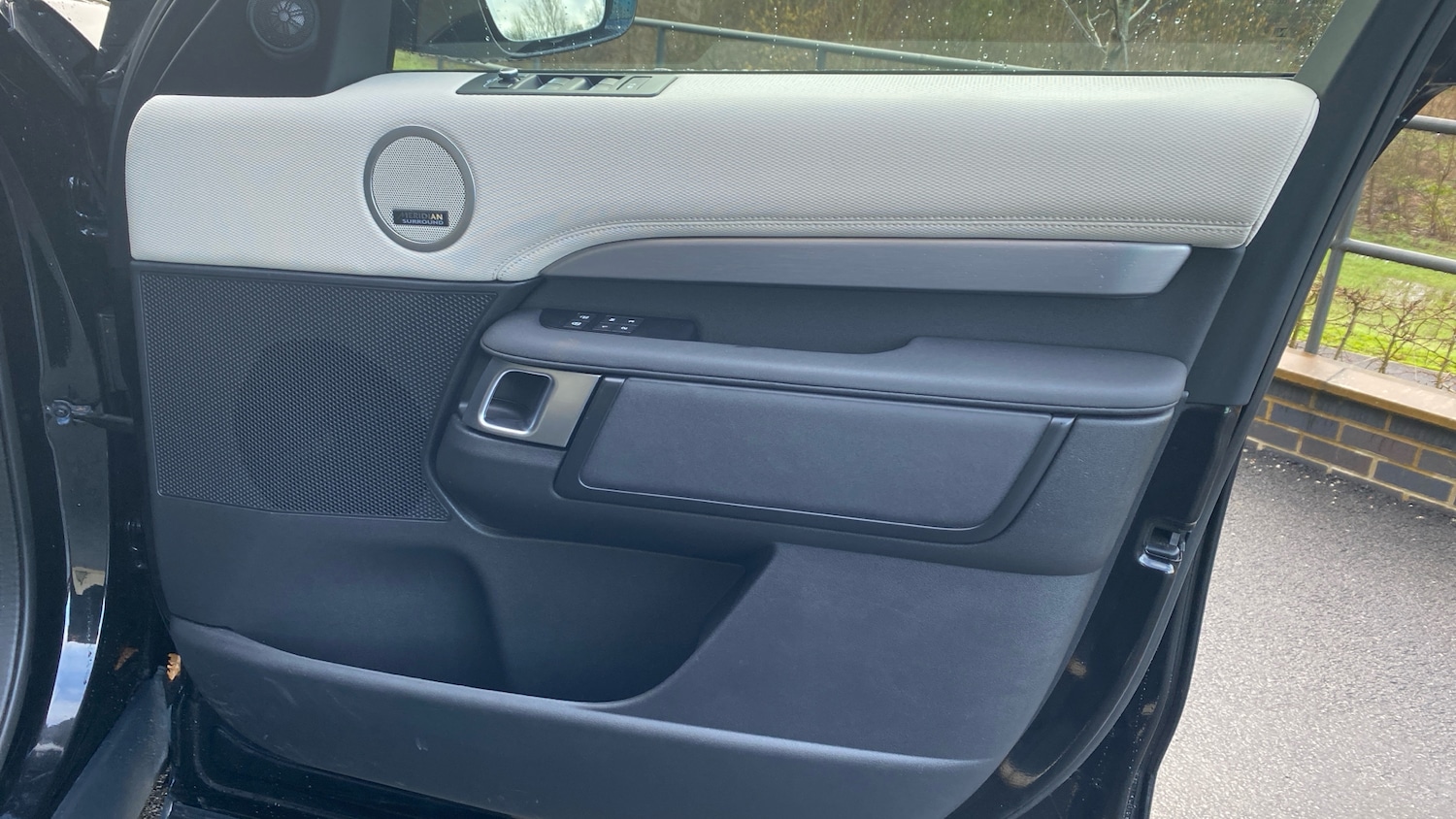 Used Land Rover Discovery 2021 for sale - 77545677: Photo 25