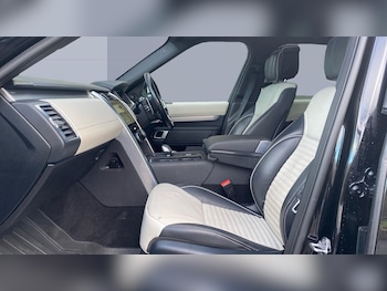 Used Land Rover Discovery 2021 for sale - 77545677: Photo