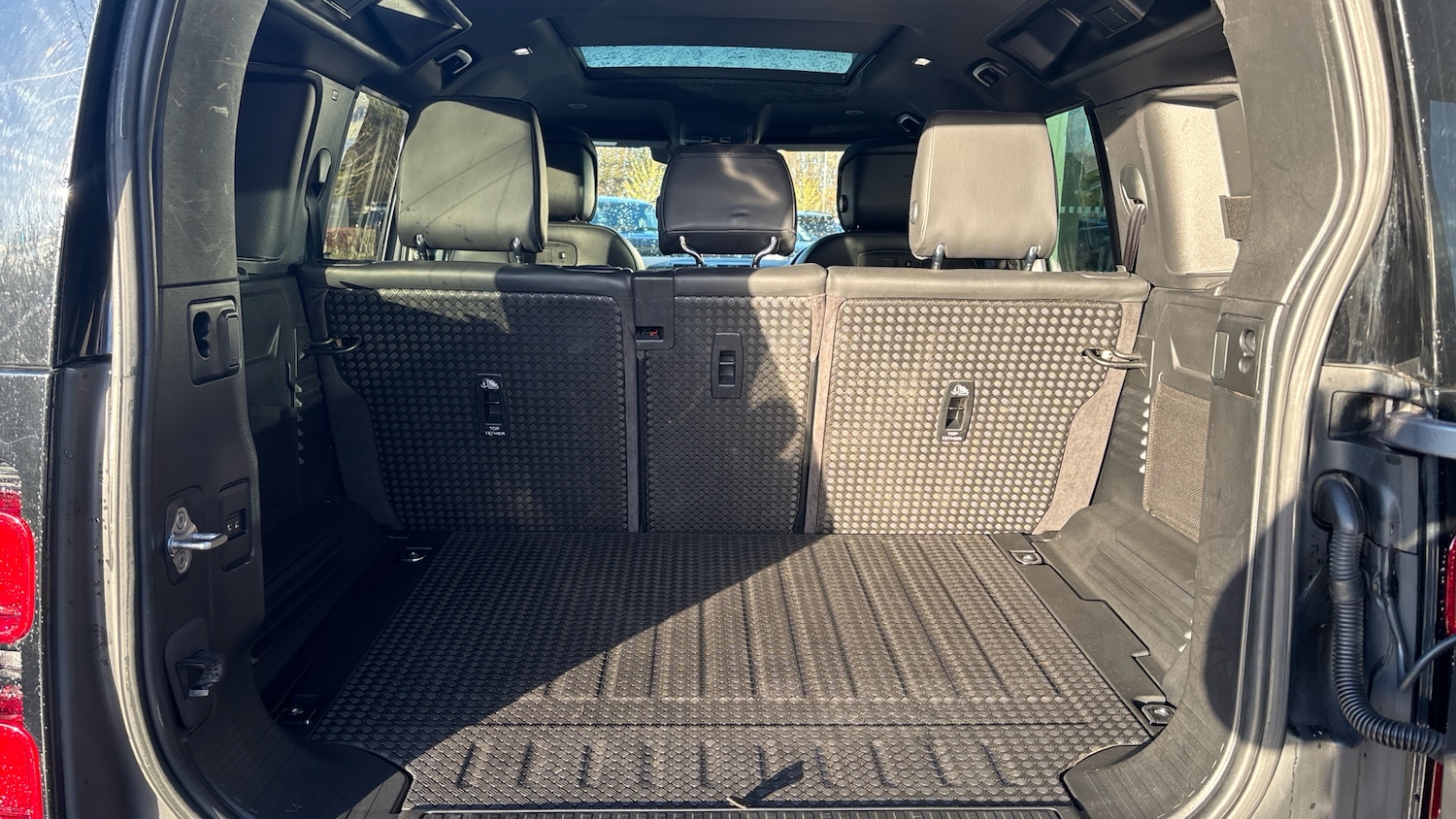 Used Land Rover Defender 2021 for sale - 76862254: Photo 10