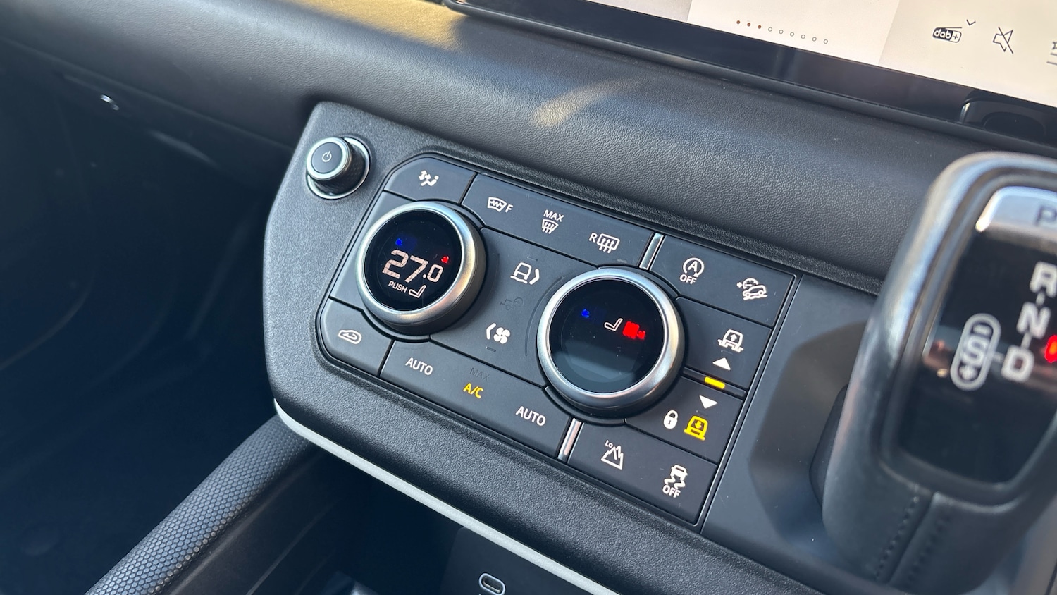 Used Land Rover Defender 2021 for sale - 76862254: Photo 41