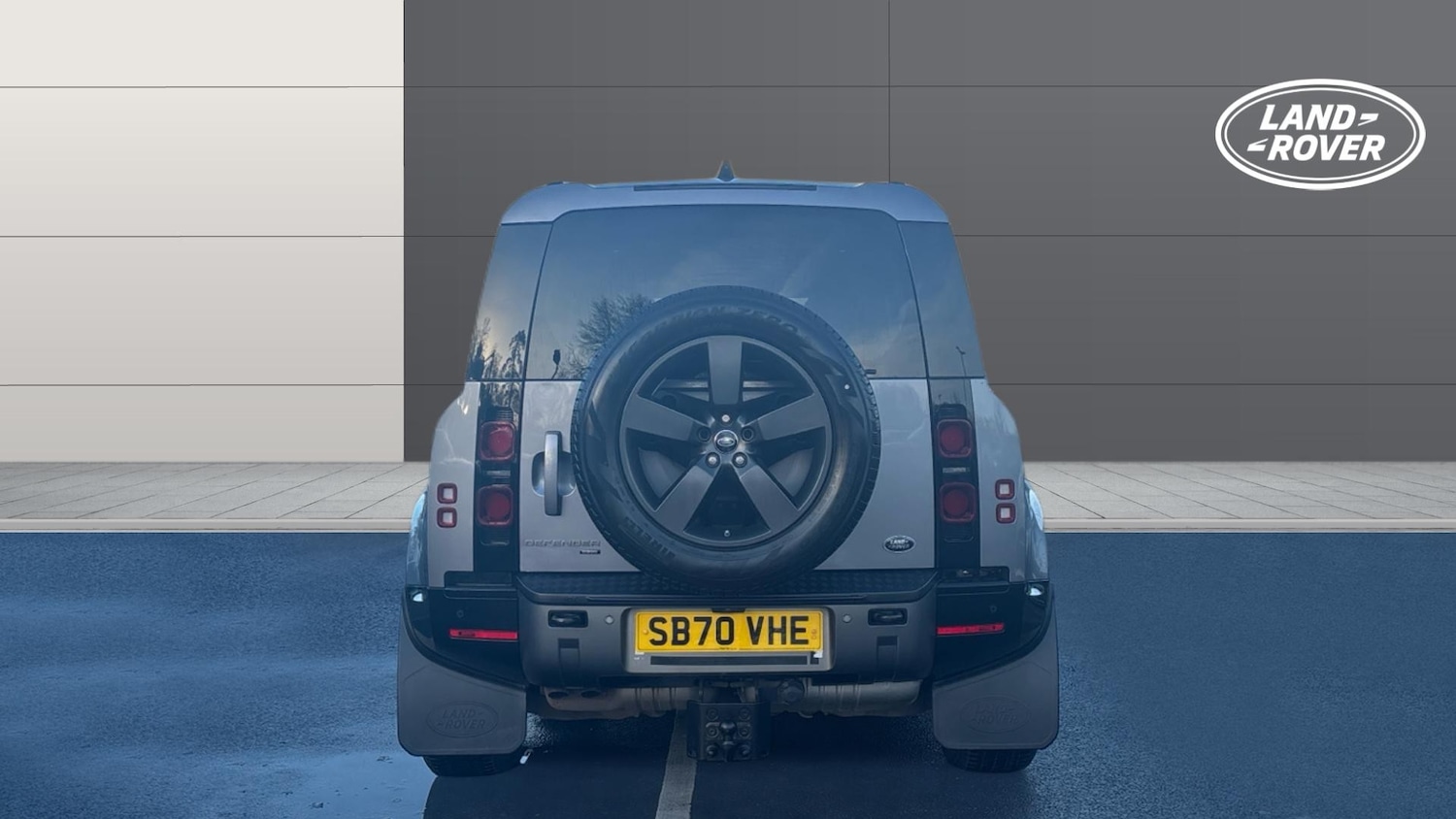 Used Land Rover Defender 2021 for sale - 76862254: Photo 6