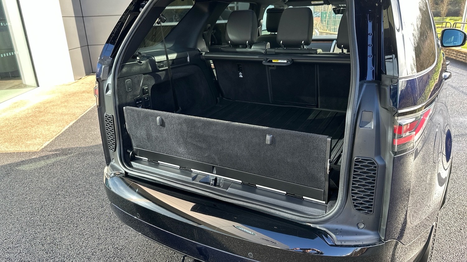 Used Land Rover Discovery 2023 for sale - 77567624: Photo 26