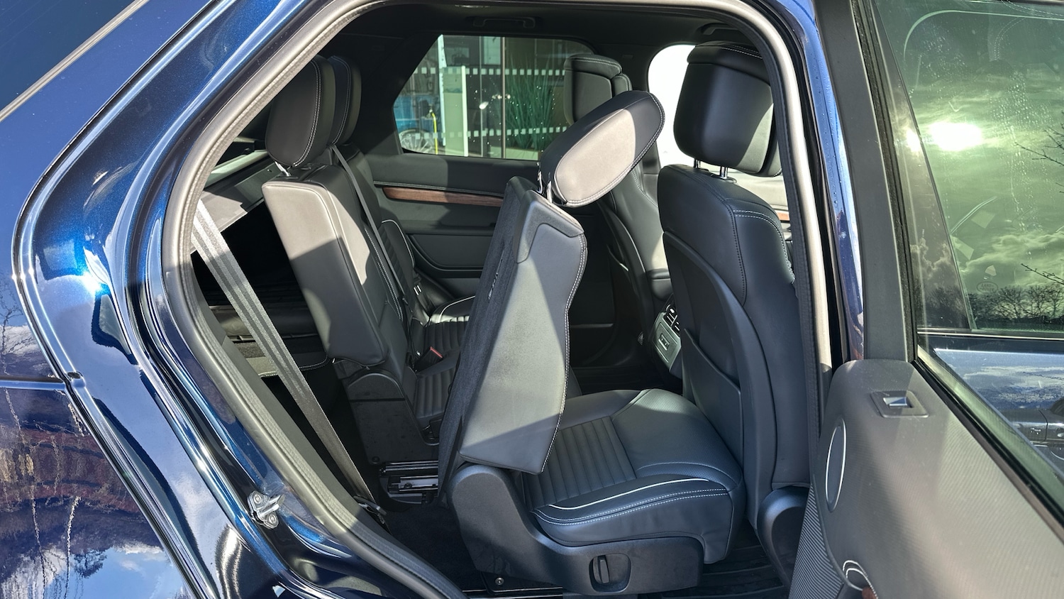 Used Land Rover Discovery 2023 for sale - 77567624: Photo 30