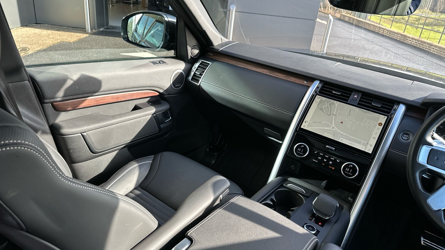 Used Land Rover Discovery 2023 for sale - 77567624: Photo 34