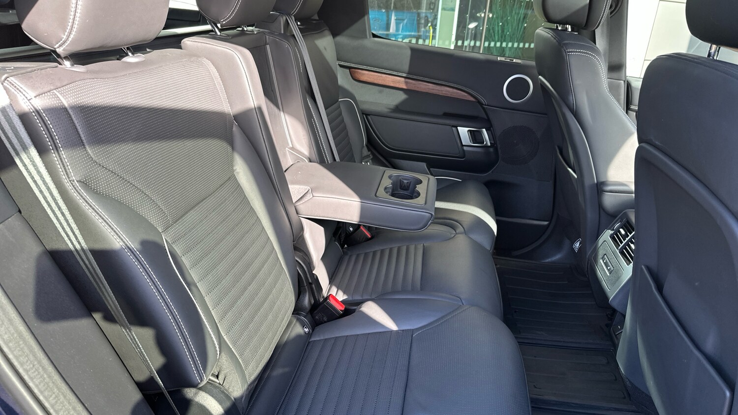 Used Land Rover Discovery 2023 for sale - 77567624: Photo 35