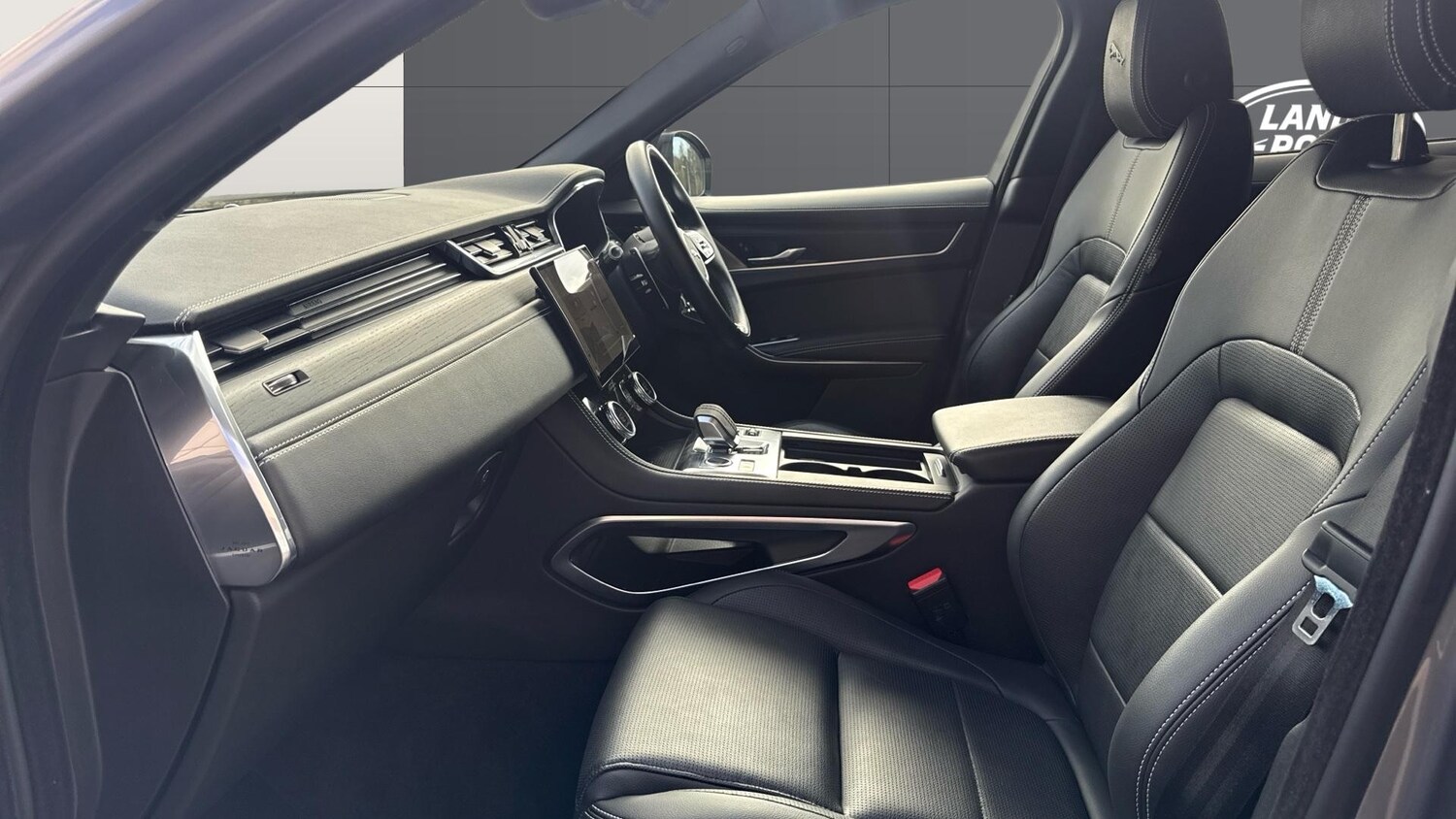 Used Jaguar F-Pace 2022 for sale - 77618782: Photo 3