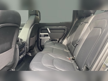 Used Land Rover Defender 2023 for sale - 78155258: Photo