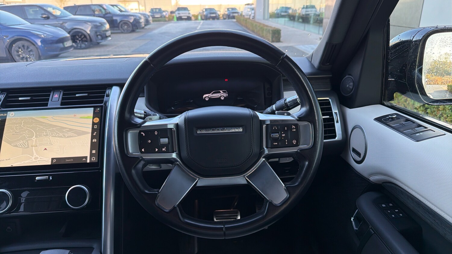 Used Land Rover Discovery 2021 for sale - 76532072: Photo 15