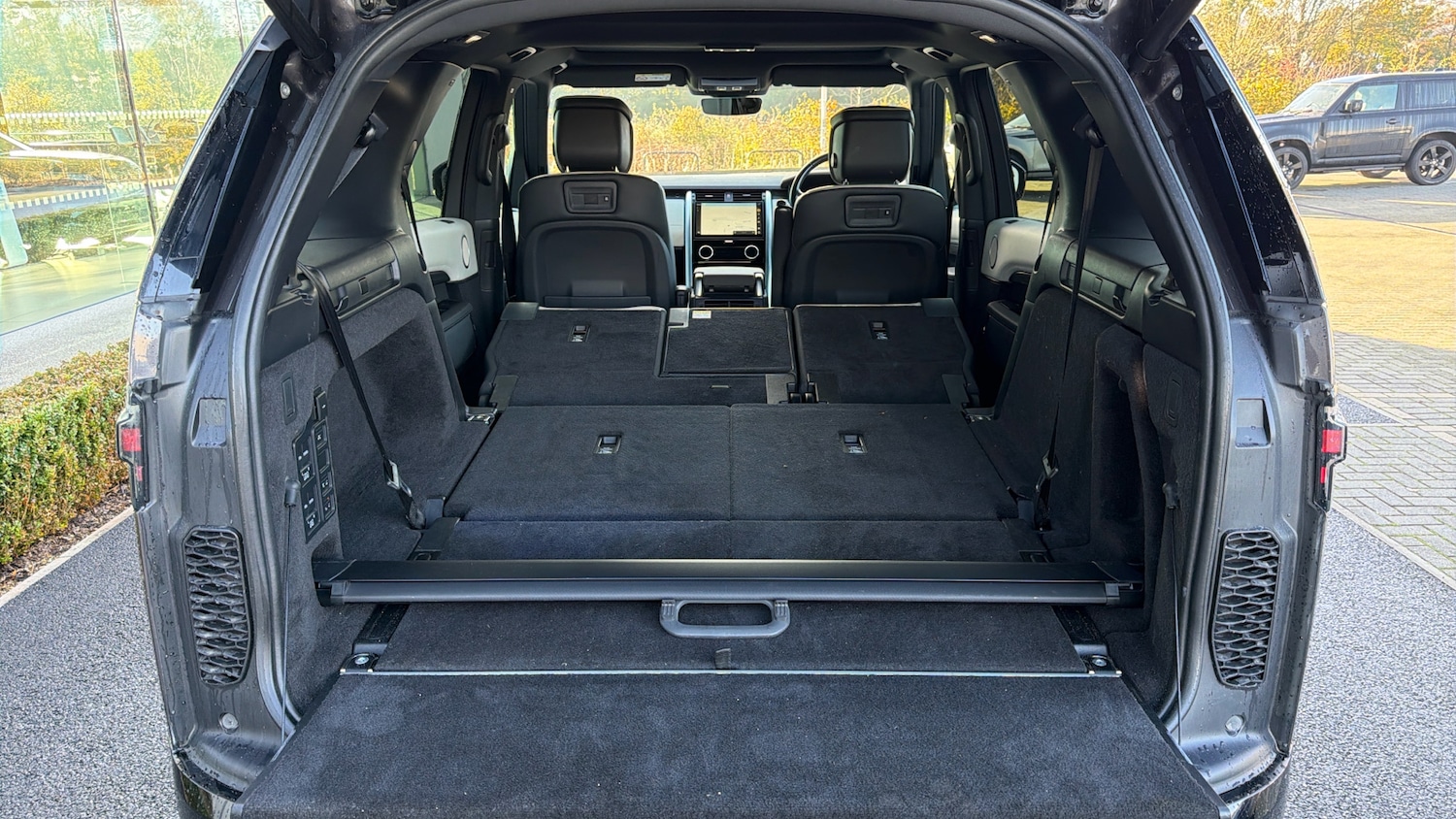 Used Land Rover Discovery 2021 for sale - 76532072: Photo 22