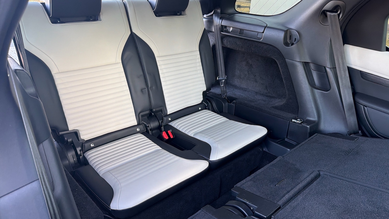 Used Land Rover Discovery 2021 for sale - 76532072: Photo 24