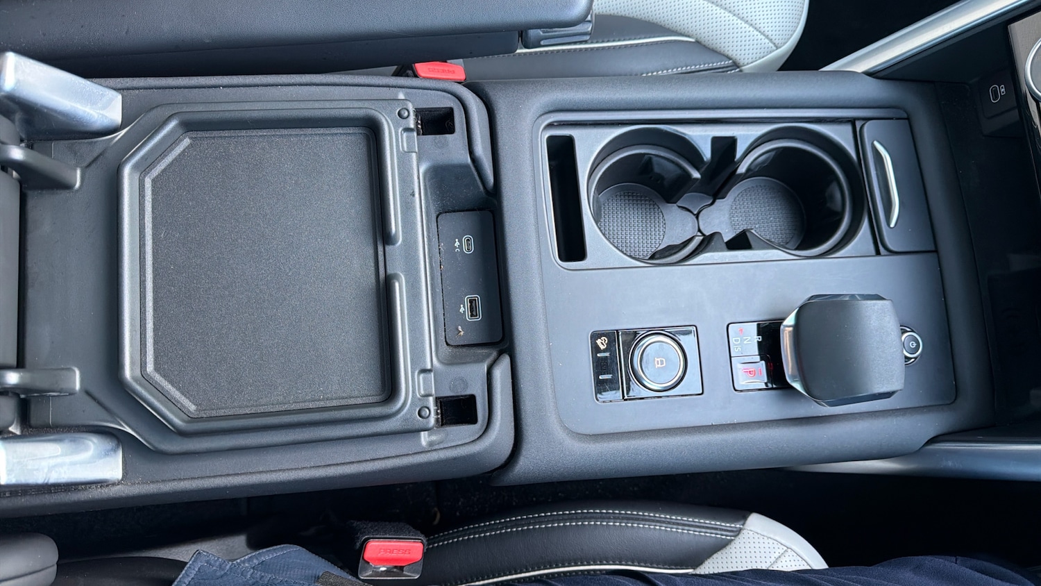 Used Land Rover Discovery 2021 for sale - 76532072: Photo 30