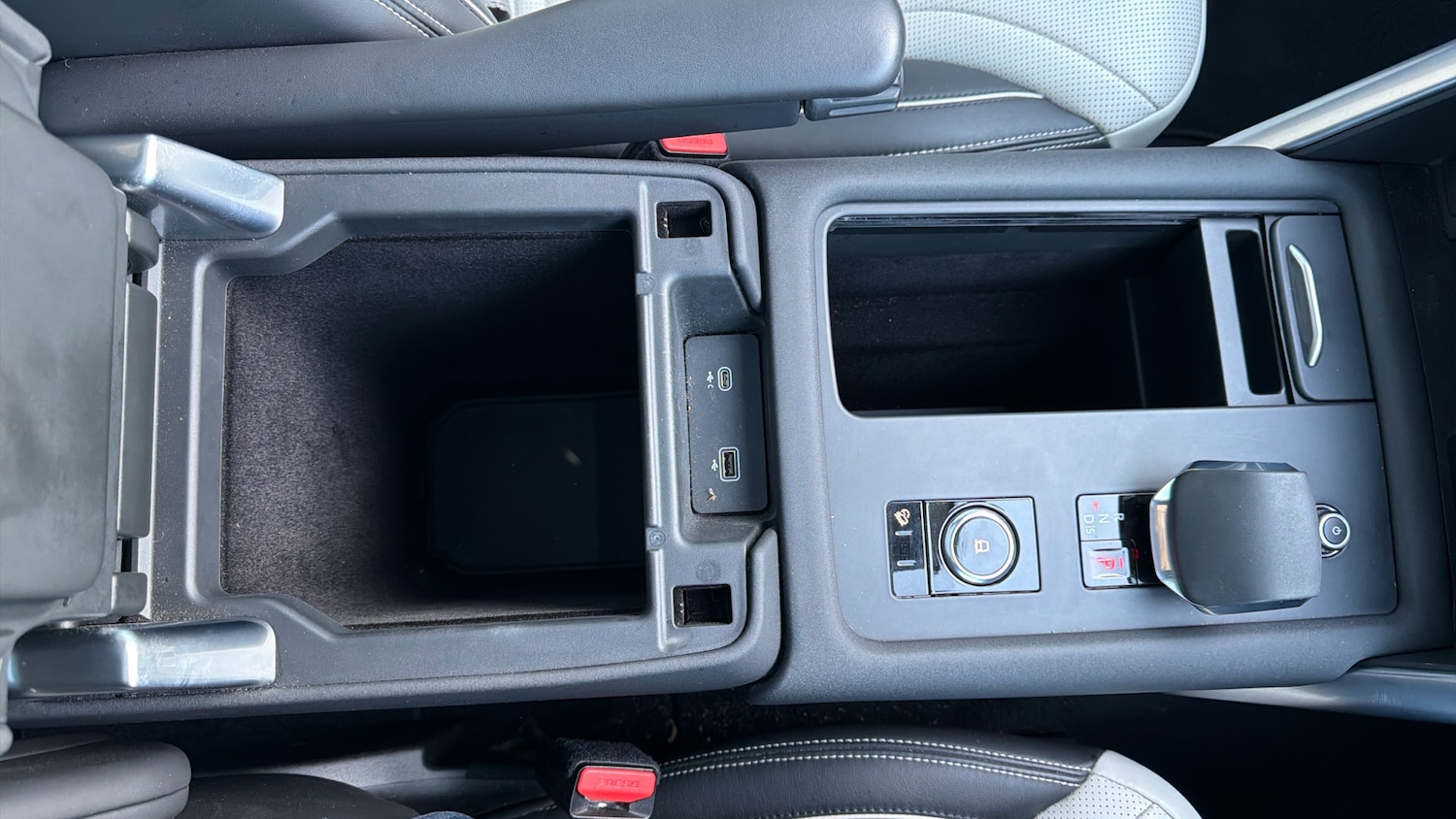 Used Land Rover Discovery 2021 for sale - 76532072: Photo 31