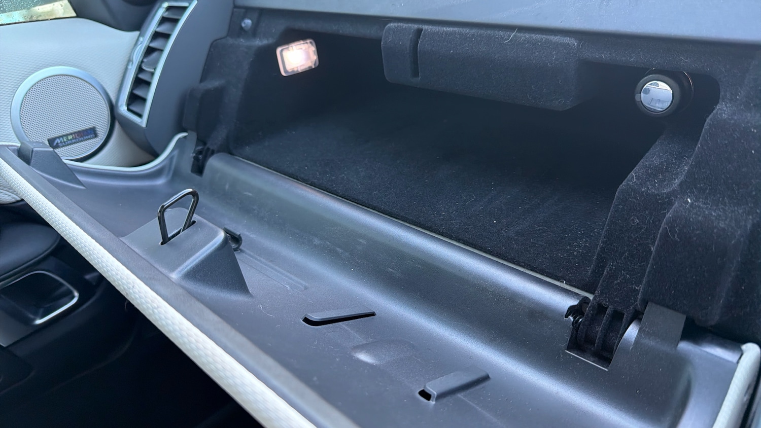 Used Land Rover Discovery 2021 for sale - 76532072: Photo 34